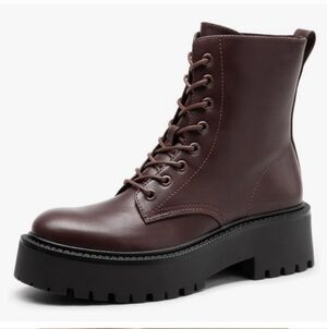 Dream Paris Boots Size 8 Nwt